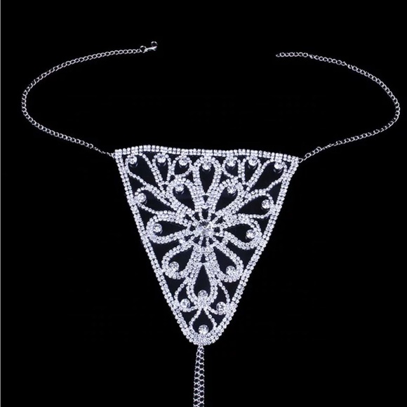 Boho Rhinestone body bra and thong body jewelry festival in SILVER color - Picture 5 of 6